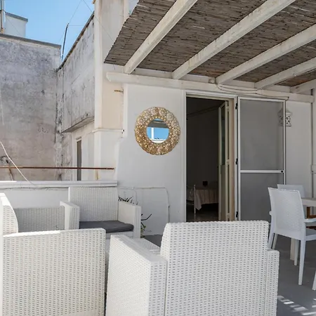 Lägenhetshotell Hotiday Castello 3*