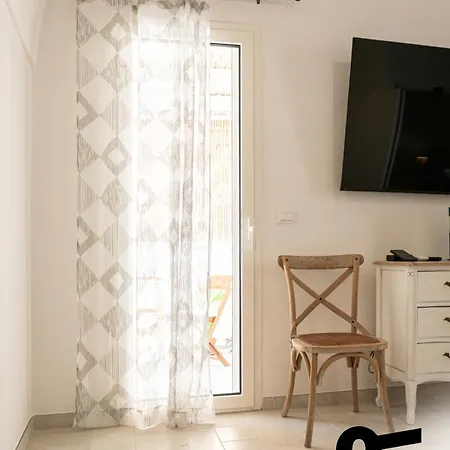 Aparthotel Hotiday Castello 3*